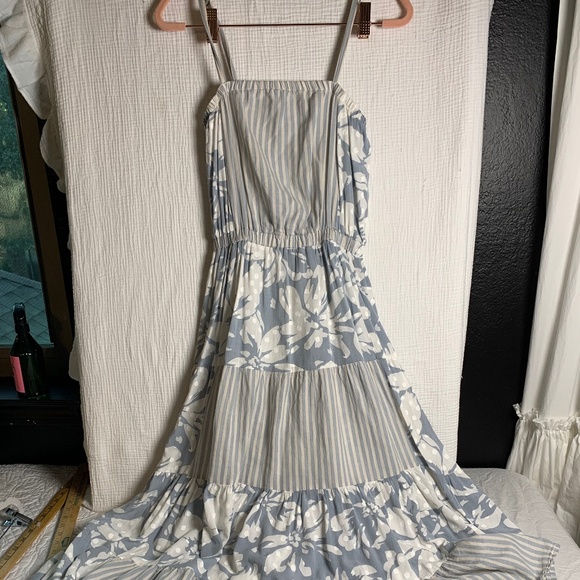 Splendid XS blue & white floral sundress - summery casual adj straps - Picture 2 of 8